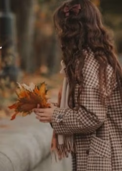 دانلود PDF رمان پاییز ولگرد اثر اعظم کلانتری